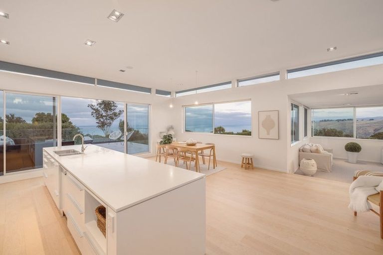 Photo of property in 45 Taylors Mistake Road, Scarborough, Christchurch, 8081