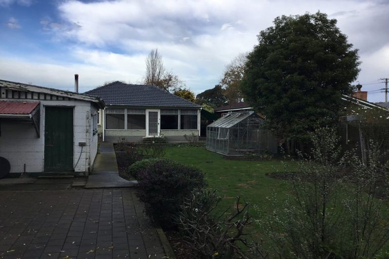 Photo of property in 5 Mcsaveneys Road, Marshland, Christchurch, 8051