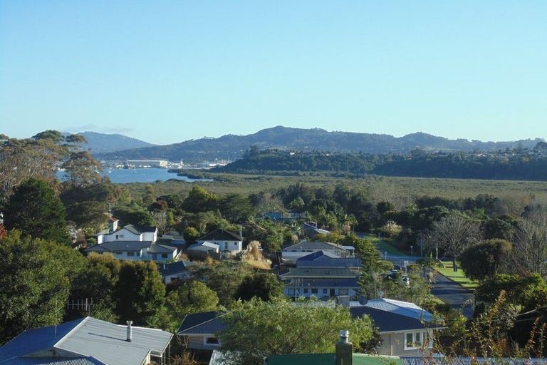 Photo of property in 64 Handforth Street, Onerahi, Whangarei, 0110