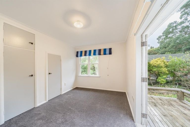 Photo of property in 459 Stokes Valley Road, Stokes Valley, Lower Hutt, 5019