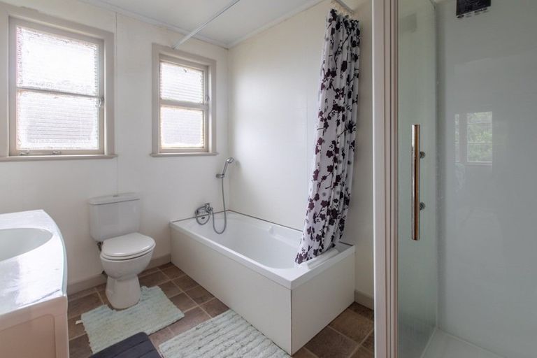 Photo of property in 285 Cambridge Road, Hillcrest, Hamilton, 3216