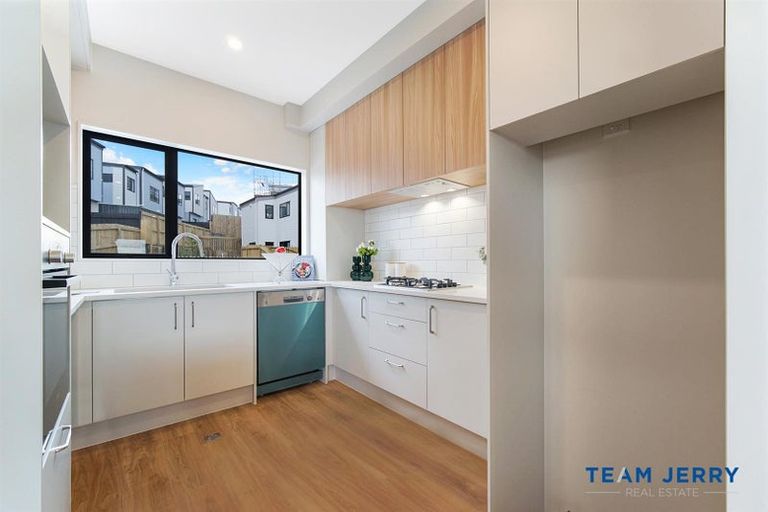 Photo of property in 1 Archibald Lane, Opaheke, Papakura, 2113