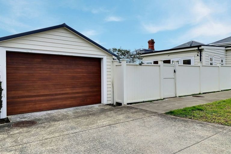 Photo of property in 167 Victoria Road, Devonport, Auckland, 0624