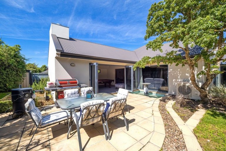 Photo of property in 17 Marsack Crescent, Halswell, Christchurch, 8025