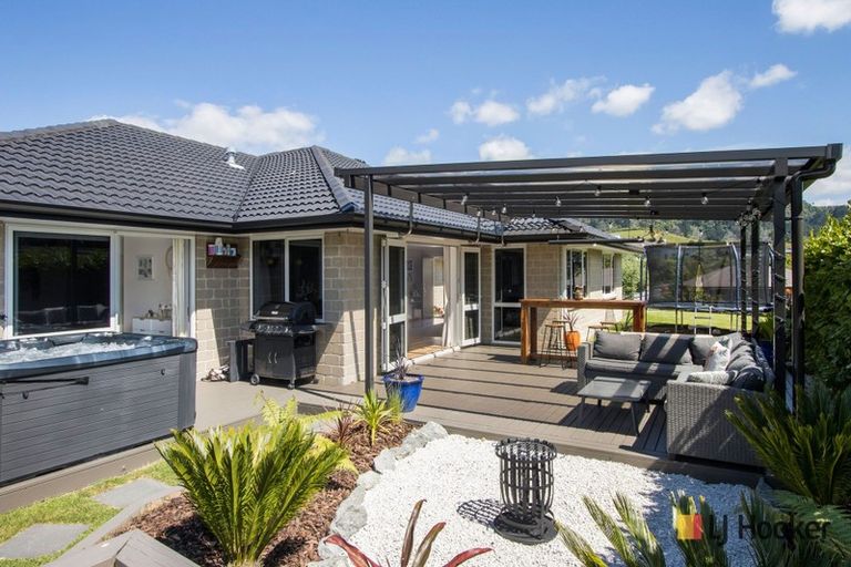 Photo of property in 29 Browns Drive, Waihi Beach, 3611