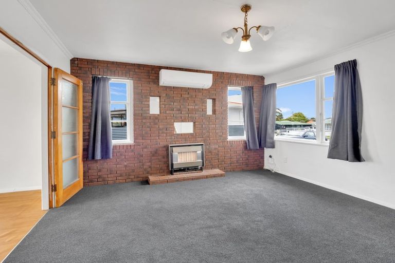 Photo of property in 168 Highbury Avenue, Highbury, Palmerston North, 4412