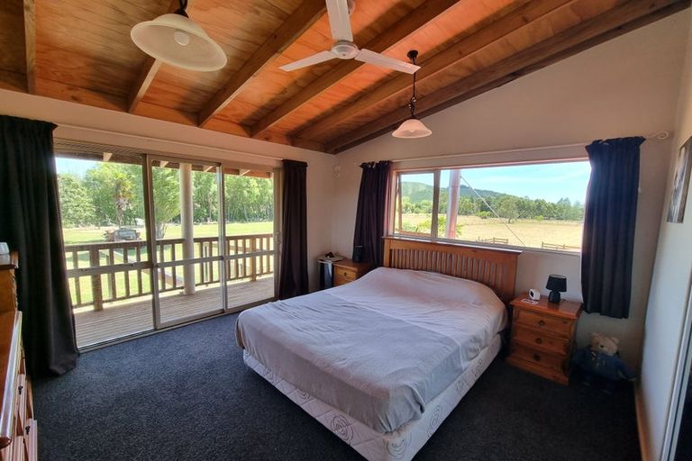 Photo of property in 10 Pigeon Valley Road, Wakefield, 7025