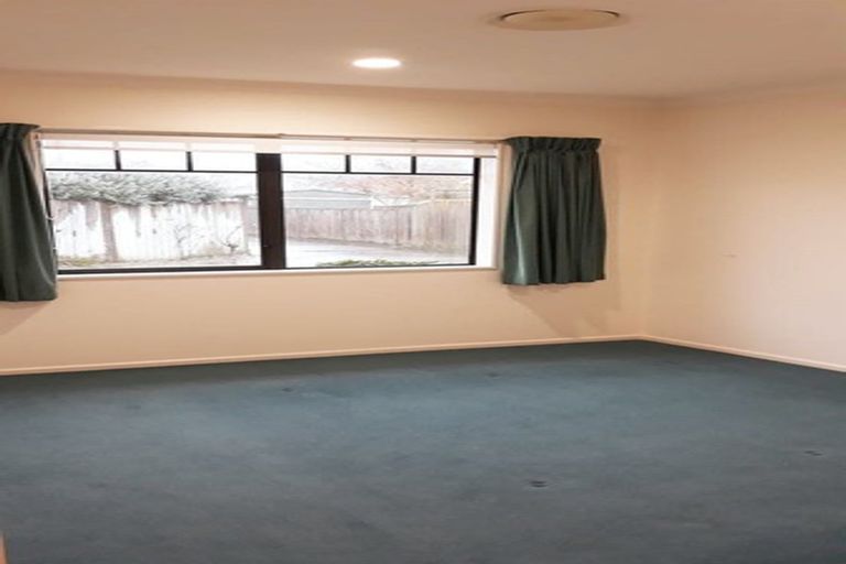 Photo of property in 20 Guthrie Street, Waterloo, Lower Hutt, 5011