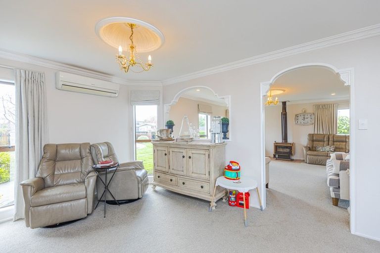 Photo of property in 3 Regent Street, Pahiatua, 4910