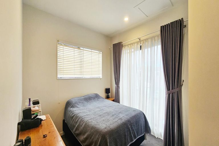 Photo of property in 23 Fredrick Hanson Road, Papakura, 2110