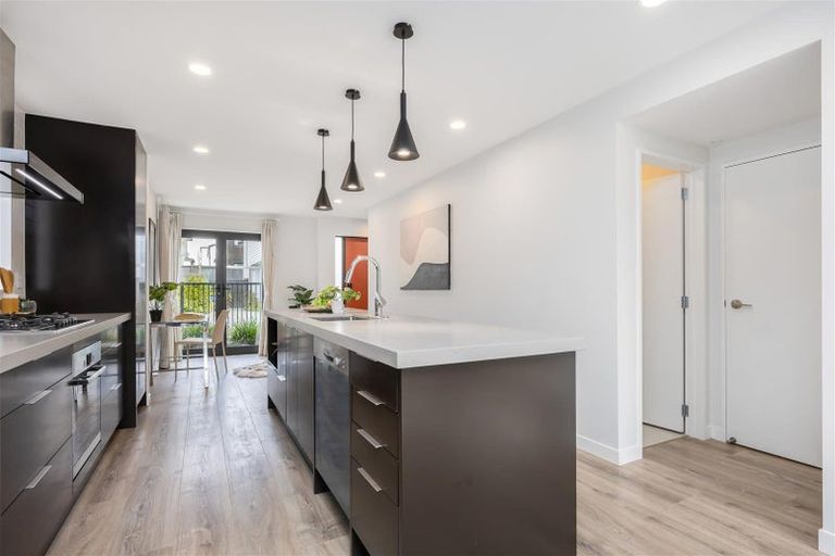 Photo of property in 4 Henry Lloyd Place, Silverdale, 0932