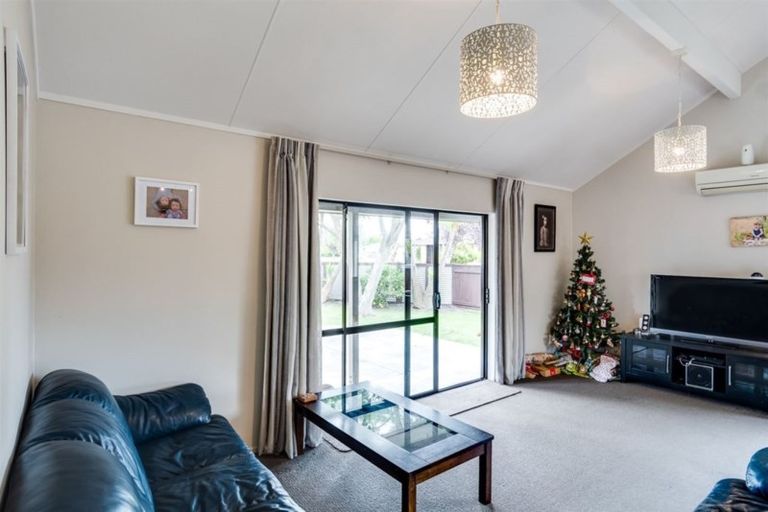 Photo of property in 1 Beveridge Place, Greenmeadows, Napier, 4112