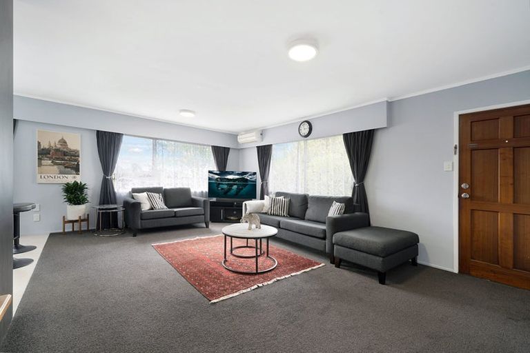 Photo of property in 1/33 Matuhi Rise, Henderson, Auckland, 0612