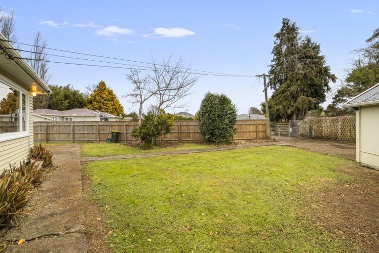 Photo of property in 19 Hobson Street, Levin, 5510