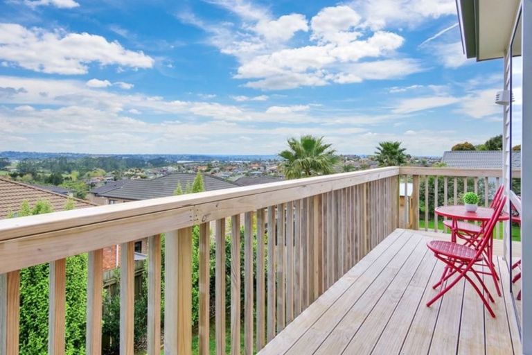 Photo of property in 237a Sturges Road, Henderson, Auckland, 0612