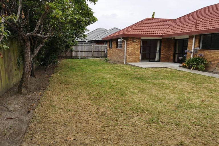 Photo of property in 59 Apsley Drive, Avonhead, Christchurch, 8042