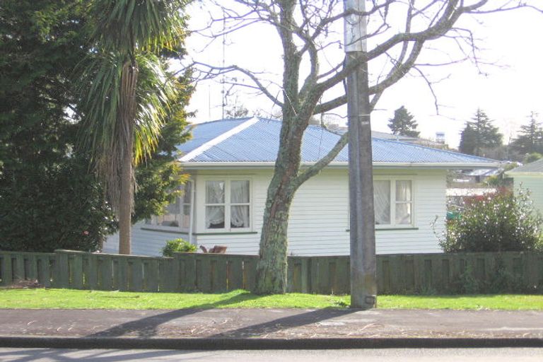 Photo of property in 16 Houchens Road, Glenview, Hamilton, 3206