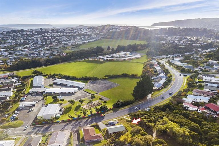 Photo of property in 26 Omapere Street, Waitangirua, Porirua, 5024