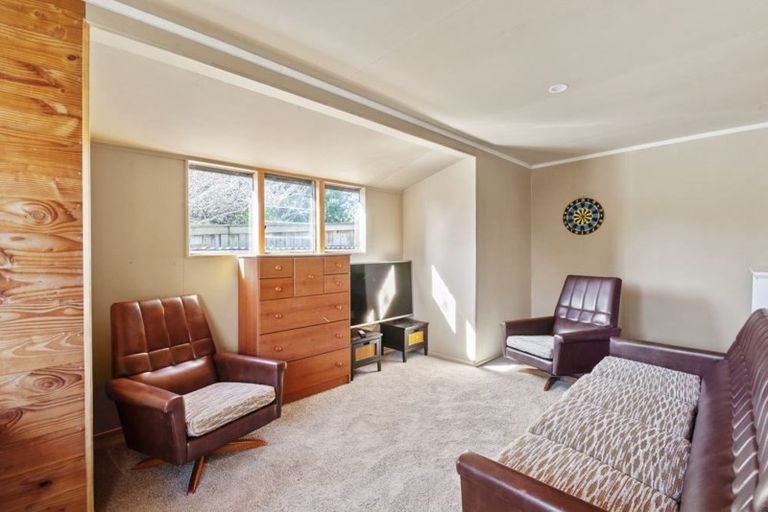 Photo of property in 10 Angela Place, Kinloch, Taupo, 3377