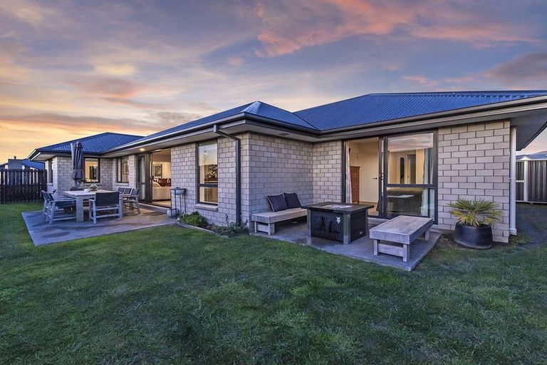 Photo of property in 26 Collier Drive, Halswell, Christchurch, 8025