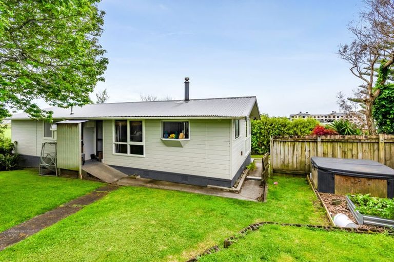 Photo of property in 69c Pohutukawa Place, Bell Block, New Plymouth, 4312