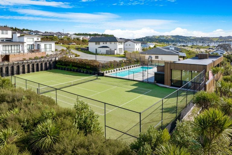 Photo of property in 14 Parkview Drive, Gulf Harbour, Whangaparaoa, 0930
