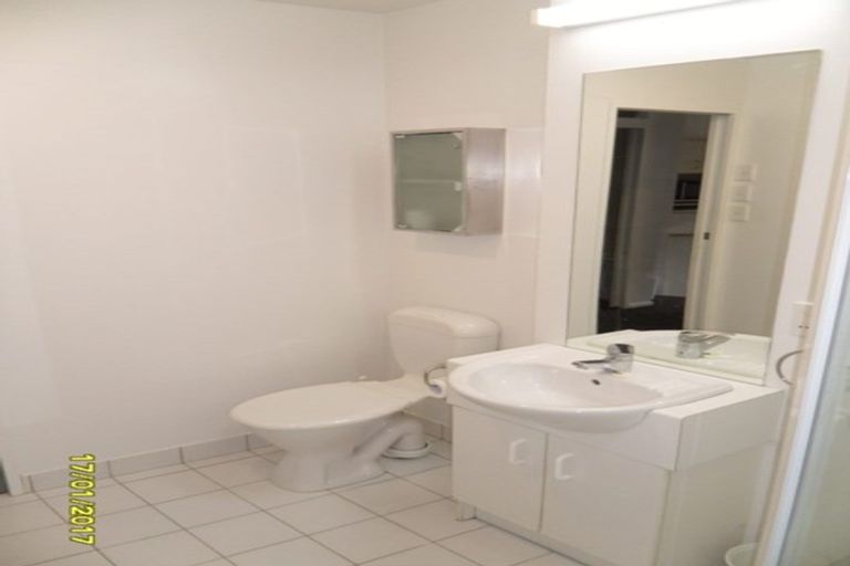 Photo of property in Terrace Garden Apartments, 120 The Terrace, Wellington Central, Wellington, 6011