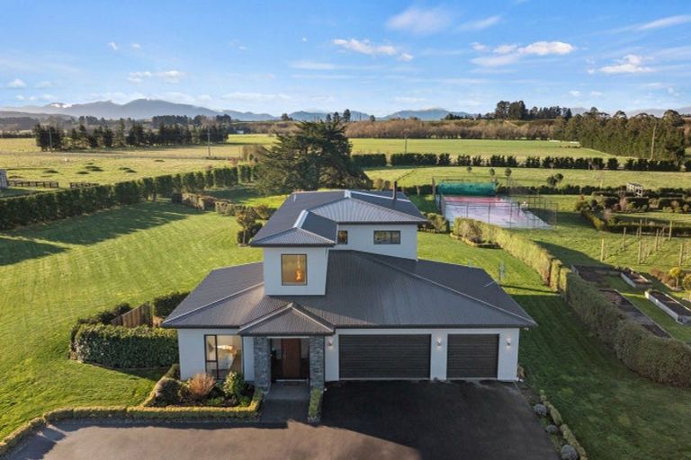 Photo of property in 1 Hayfield Terrace, Cust, Rangiora, 7471
