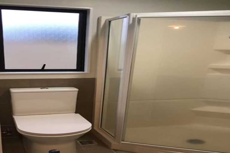 Photo of property in 2 Vine Street, Hillcrest, Hamilton, 3216