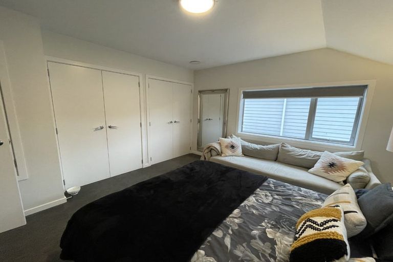 Photo of property in 23e Hinau Street, Tawa, Wellington, 5028