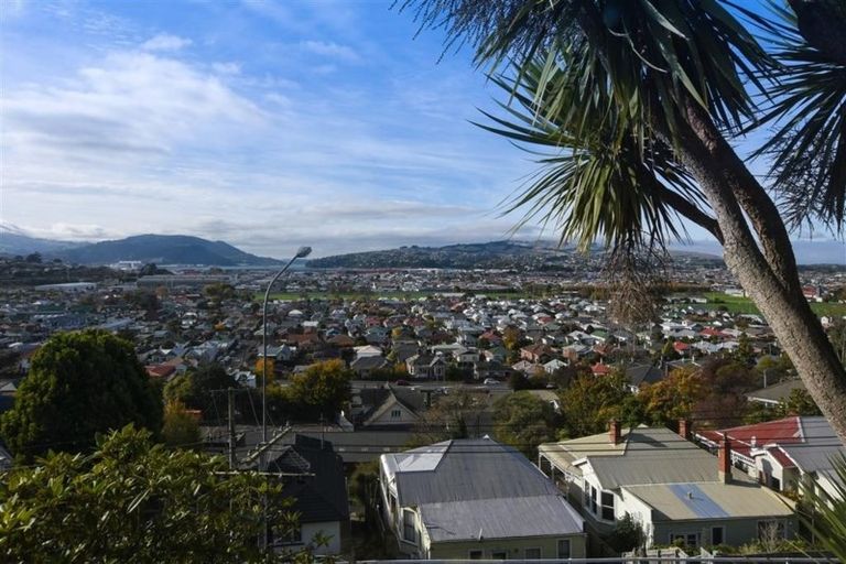Photo of property in 36 Easther Crescent, Kew, Dunedin, 9012