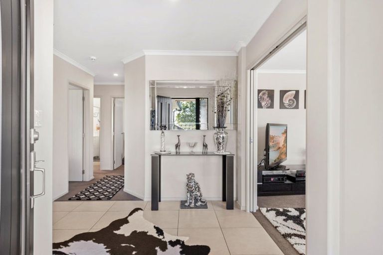 Photo of property in 129 Rowesdale Drive, Ohauiti, Tauranga, 3112