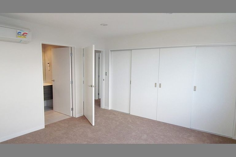 Photo of property in 28 Nephrite Lane, Henderson, Auckland, 0610