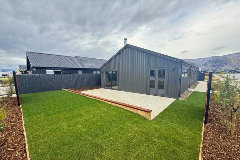 Photo of property in 48 Longview Drive, Lake Hawea, 9382