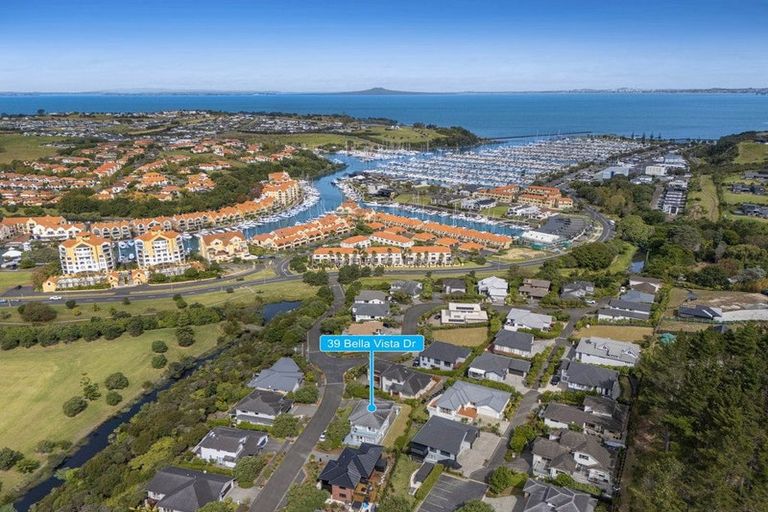 Photo of property in 39 Bella Vista Drive, Gulf Harbour, Whangaparaoa, 0930