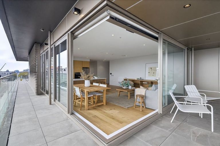 Photo of property in 501/64 Kilmore Street, Christchurch Central, Christchurch, 8013