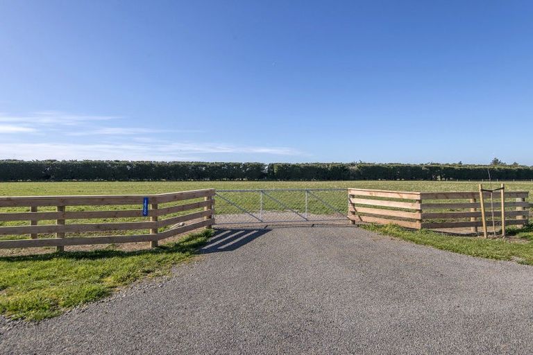 Photo of property in 1675a West Coast Road, Kirwee, 7671