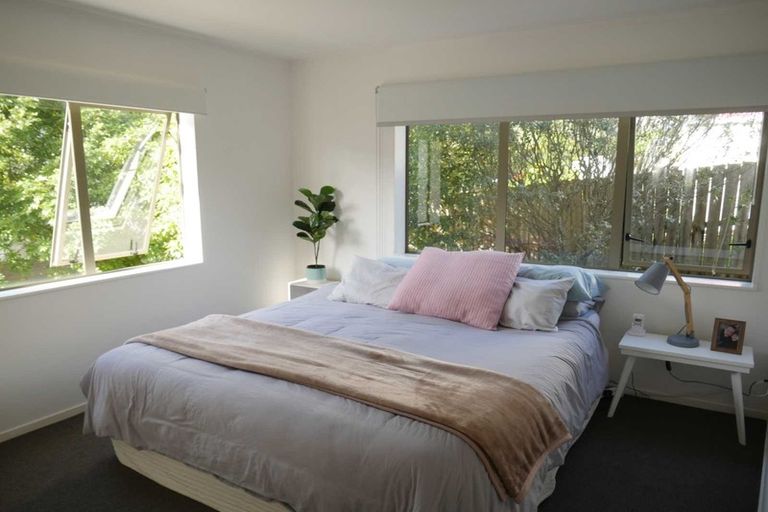 Photo of property in The Haven, 41/120 Beach Haven Road, Beach Haven, Auckland, 0626