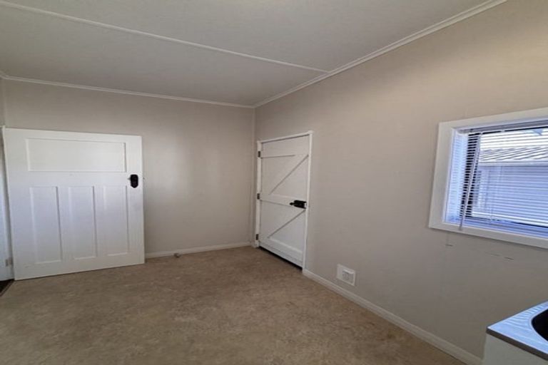 Photo of property in 6a Solway Terrace, Bell Block, New Plymouth, 4312