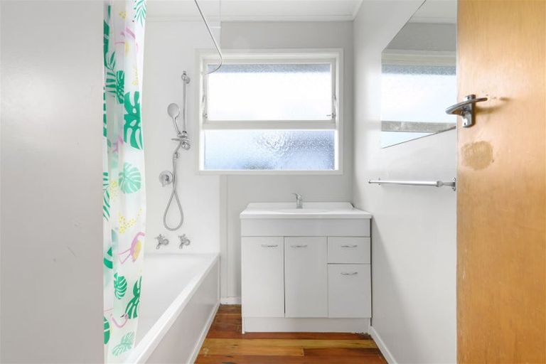 Photo of property in 9 Rosalind Street, Deanwell, Hamilton, 3206