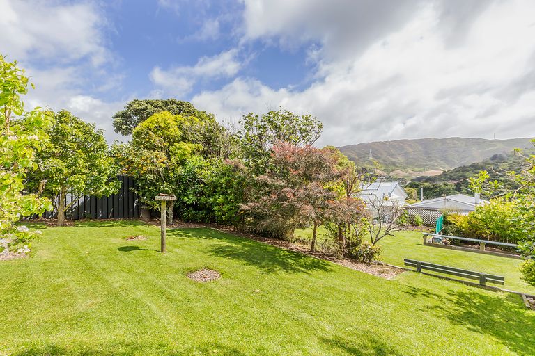 Photo of property in 39b Kenya Street, Ngaio, Wellington, 6035