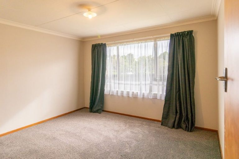 Photo of property in 6 Braemar Street, Kew, Invercargill, 9812