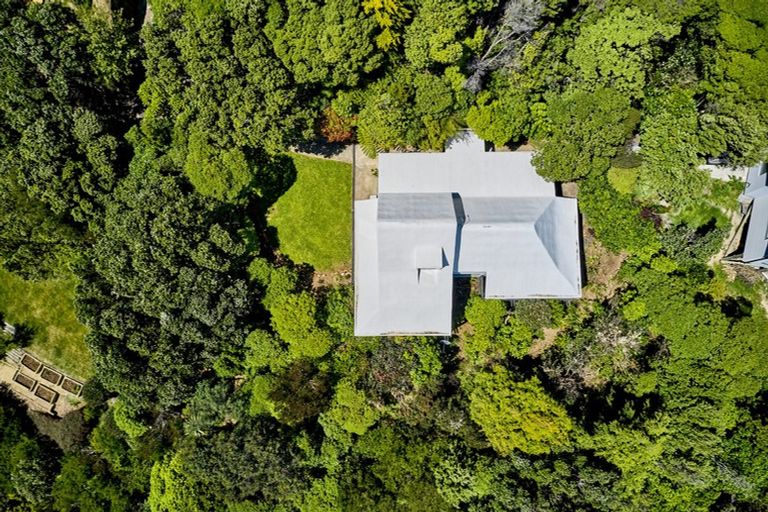 Photo of property in 65 Howard Road, Point Howard, Lower Hutt, 5013