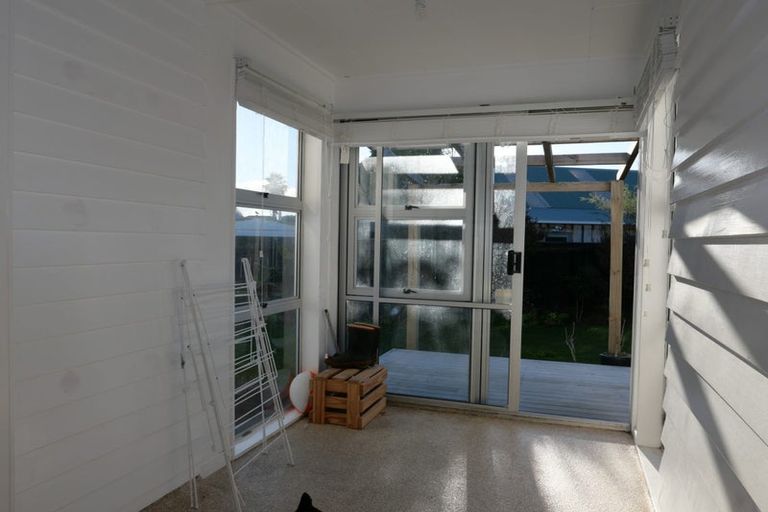 Photo of property in 9 Iti Street, Otaki, 5512