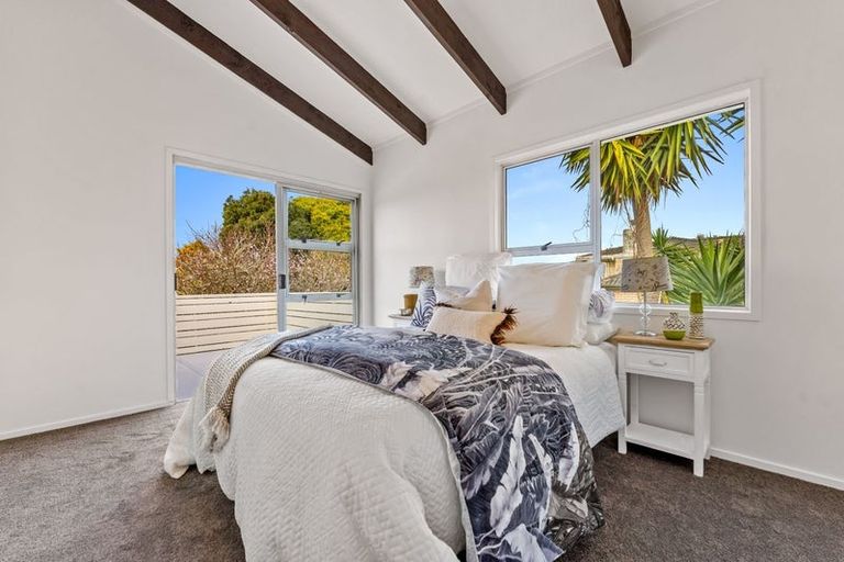 Photo of property in 8 Widmore Drive, Massey, Auckland, 0614