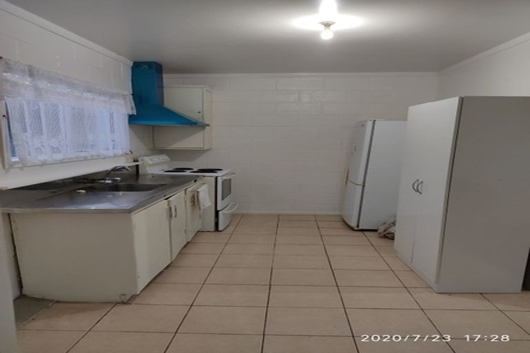 Photo of property in 24 Ireland Road, Mount Wellington, Auckland, 1060