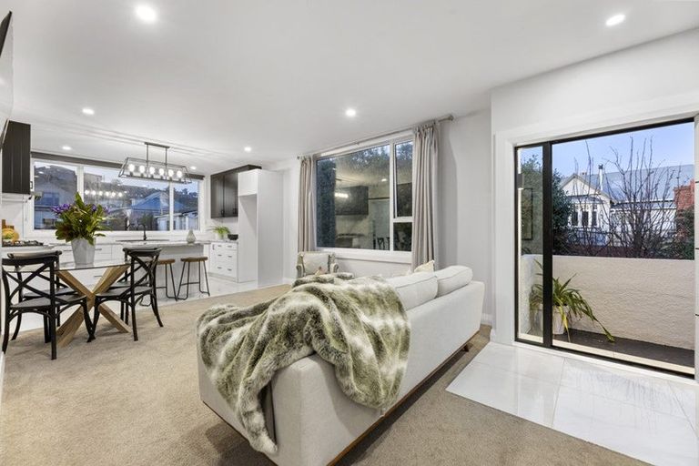 Photo of property in 133 Musselburgh Rise, Musselburgh, Dunedin, 9013