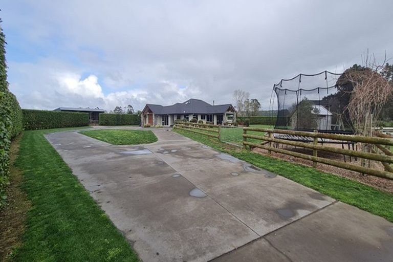 Photo of property in 190 Ohanga Road, Onaero, Waitara, 4383