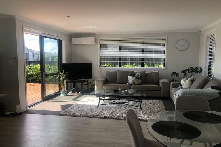 Photo of property in 5 Raynor Crescent, Pyes Pa, Tauranga, 3112