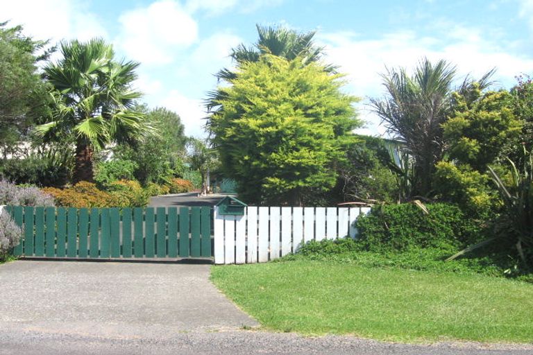 Photo of property in 7 Manuka Road, Oneroa, Waiheke Island, 1081